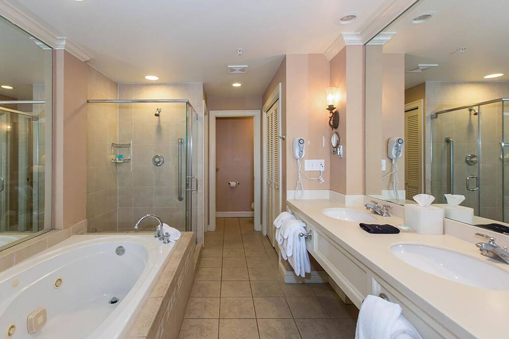 Photo of Bathroom in Key West