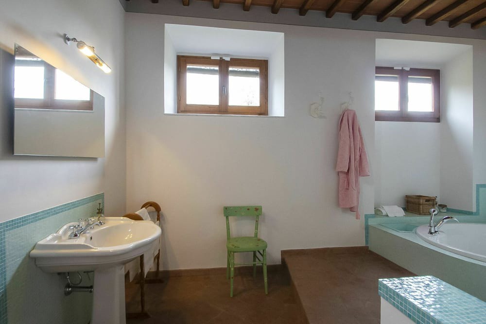 Photo of Bathroom in San Giovanni Valdarno