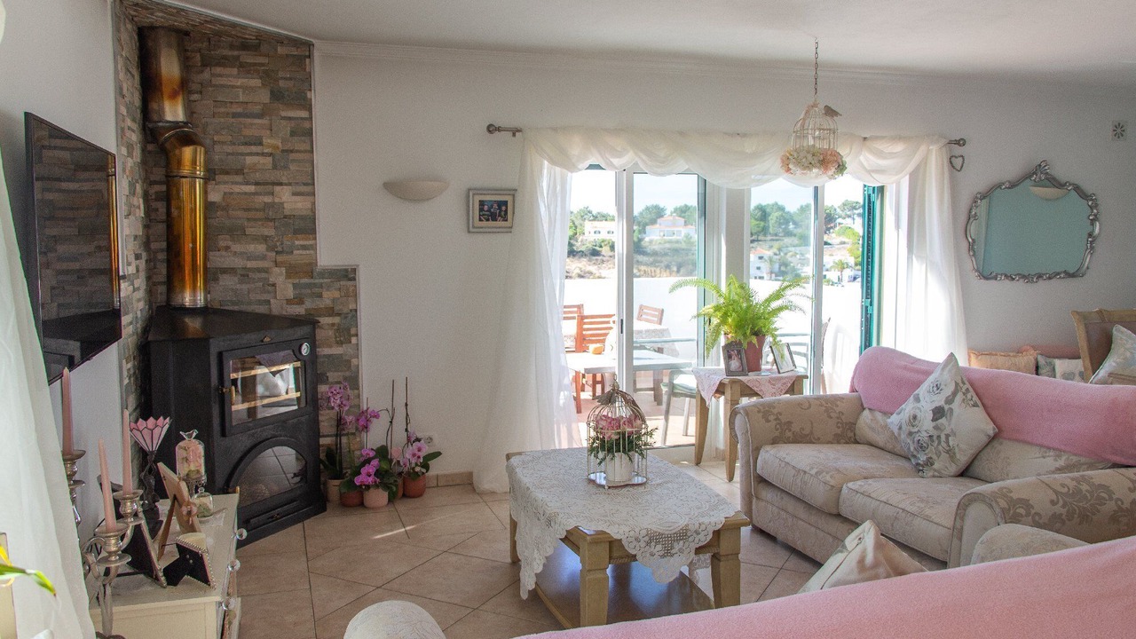 Photo of Livingroom in Aljezur