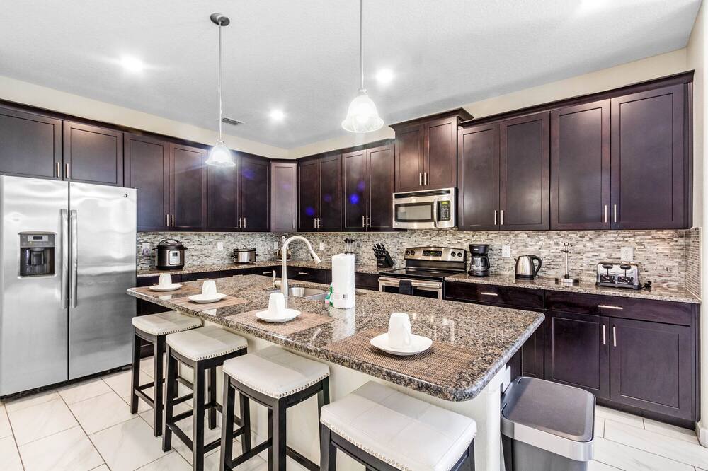 Photo of Kitchen in Sunridge Woods