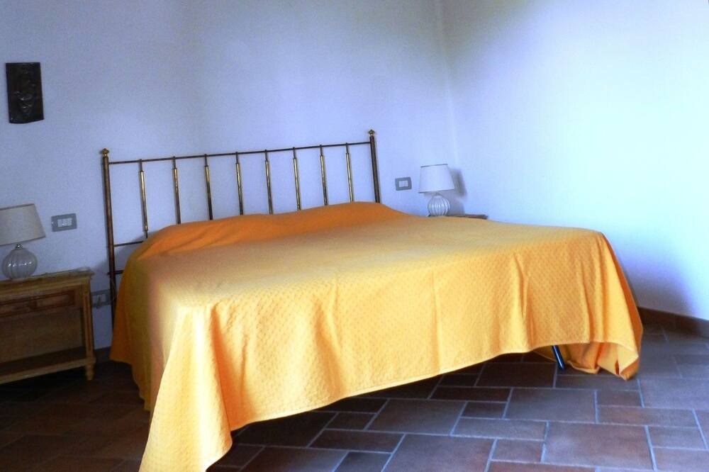 Photo of Bedroom in Patresi