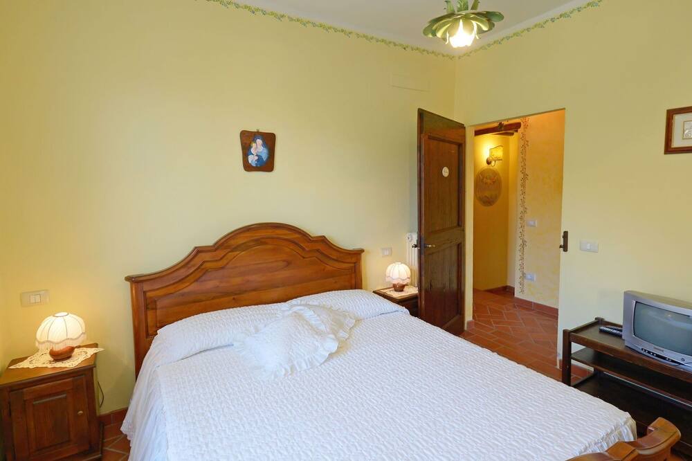 Photo of Bedroom in Cortona