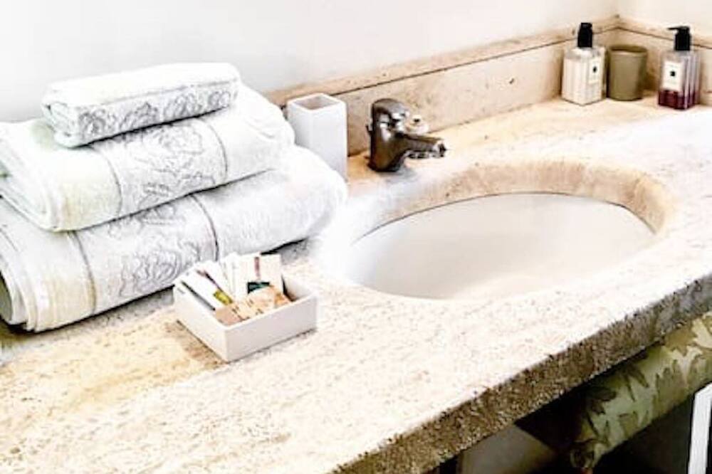 Photo of Bathroom in Formello