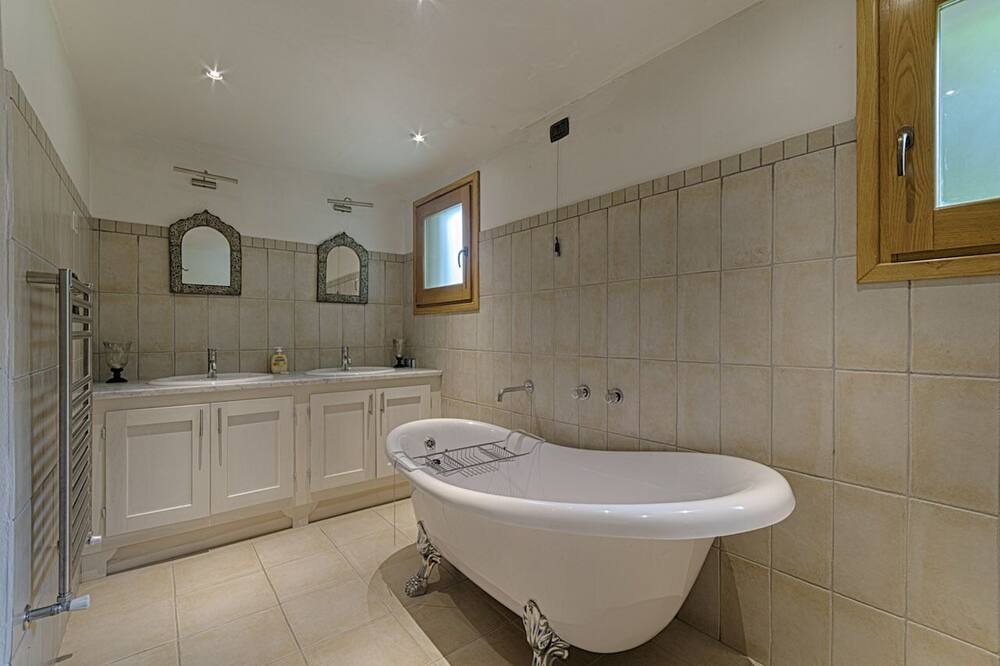 Photo of Bathroom in Licciana Nardi