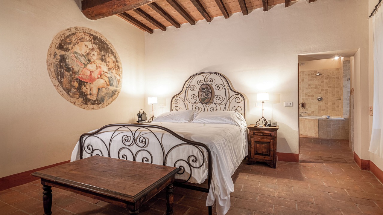 Photo of Bedroom in Petroio