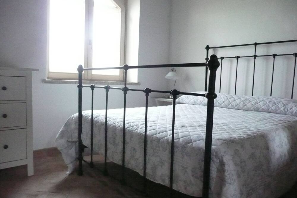 Photo of Bedroom in Montegabbione
