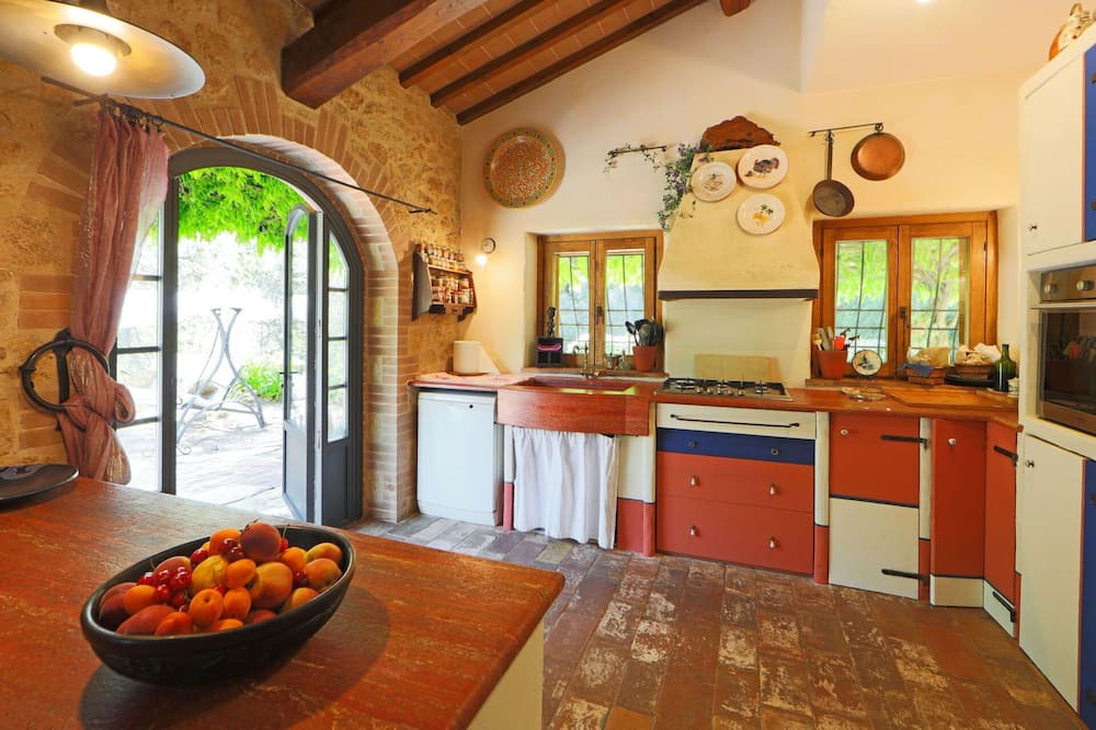 Photo of Bedroom in Penna in Teverina