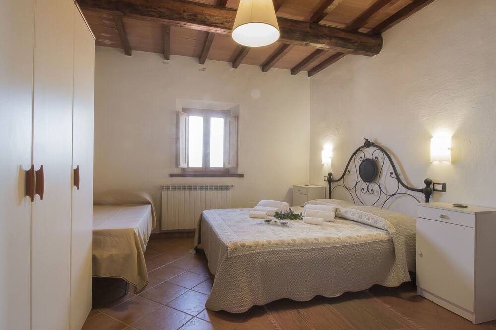 Photo of Bedroom in Bibbona