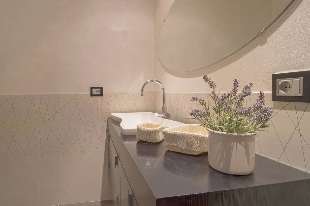 Photo of Bathroom in Suvereto