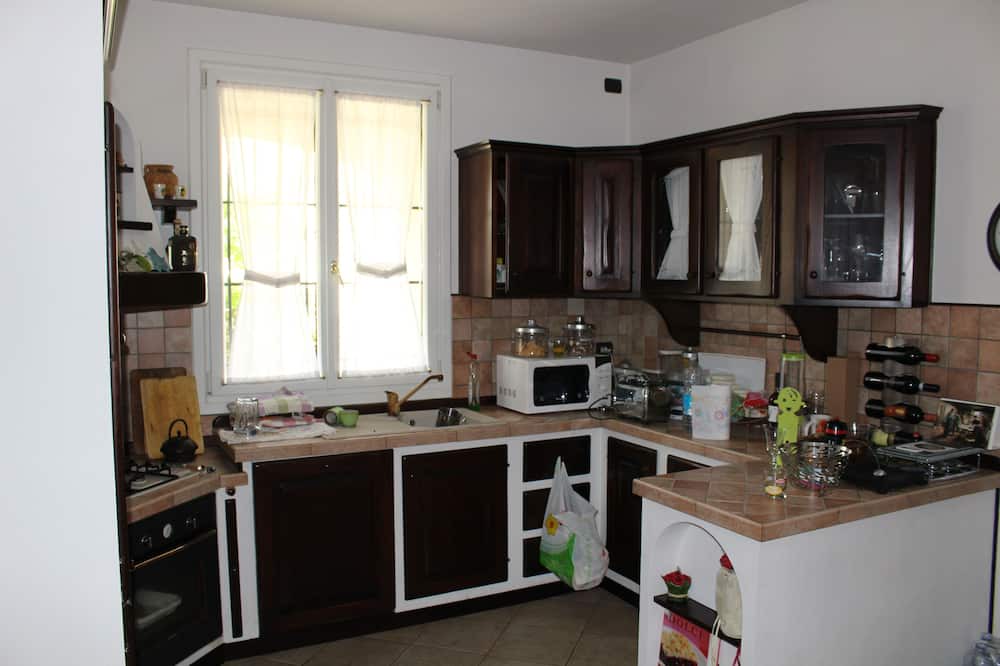 Photo of Kitchen in Borgo Montone