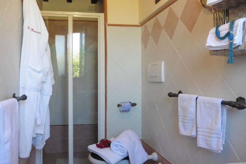 Photo of Bathroom in Valiano