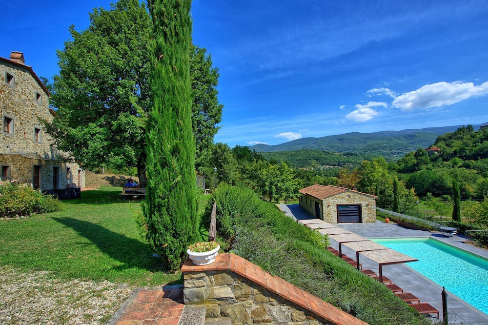 Photo of Outdoor in Capolona