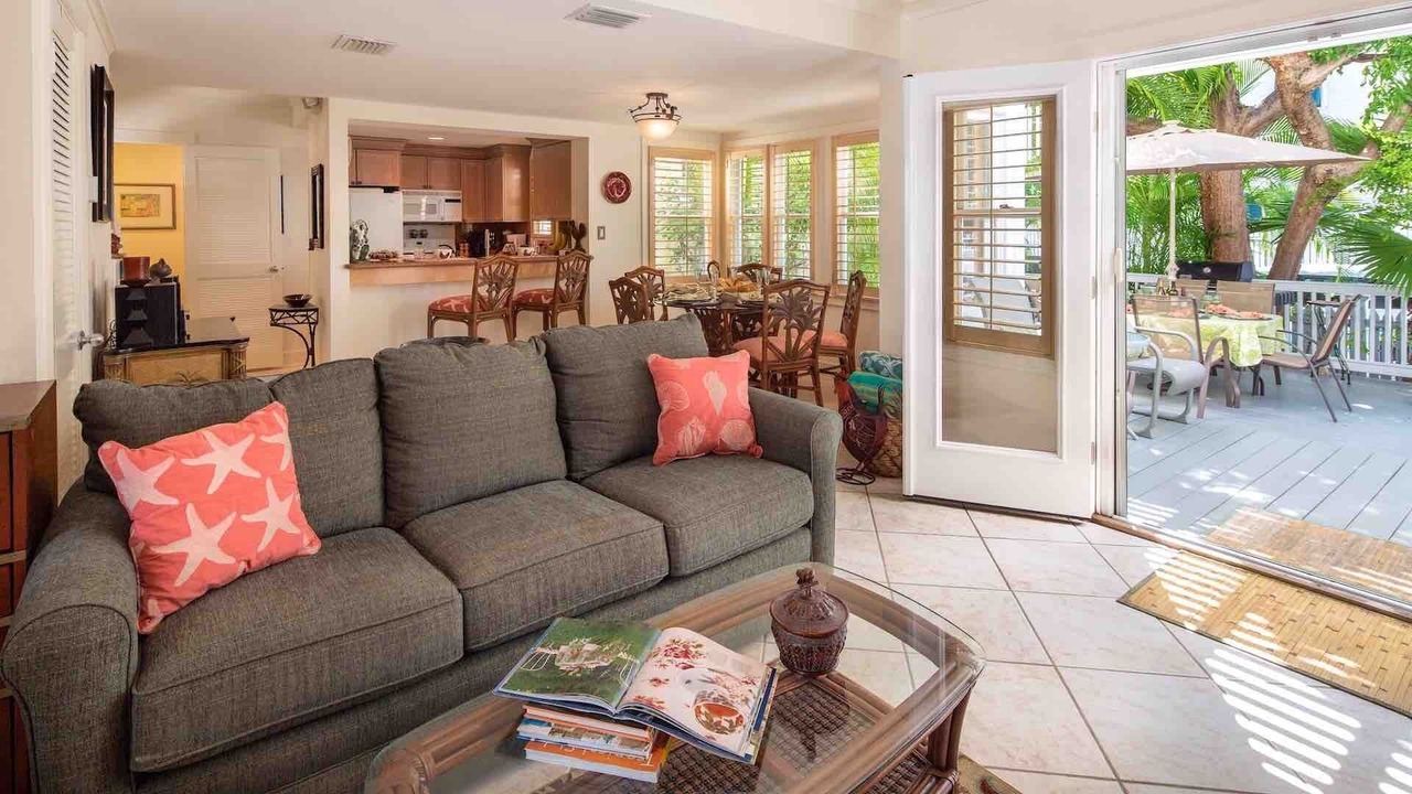 Photo of Livingroom in Bahama Village