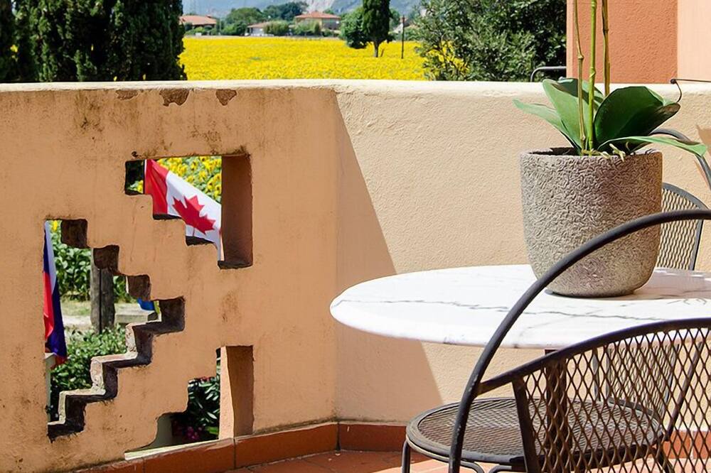 Photo of Patio Balcony in Latignano