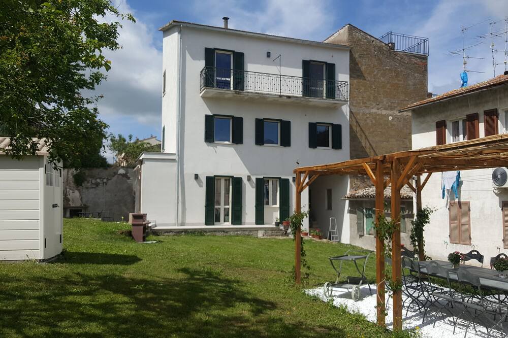 Photo of Outdoor in Capodimonte