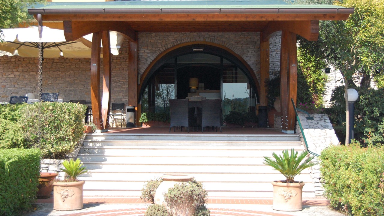 Photo of Outdoor in Patrica