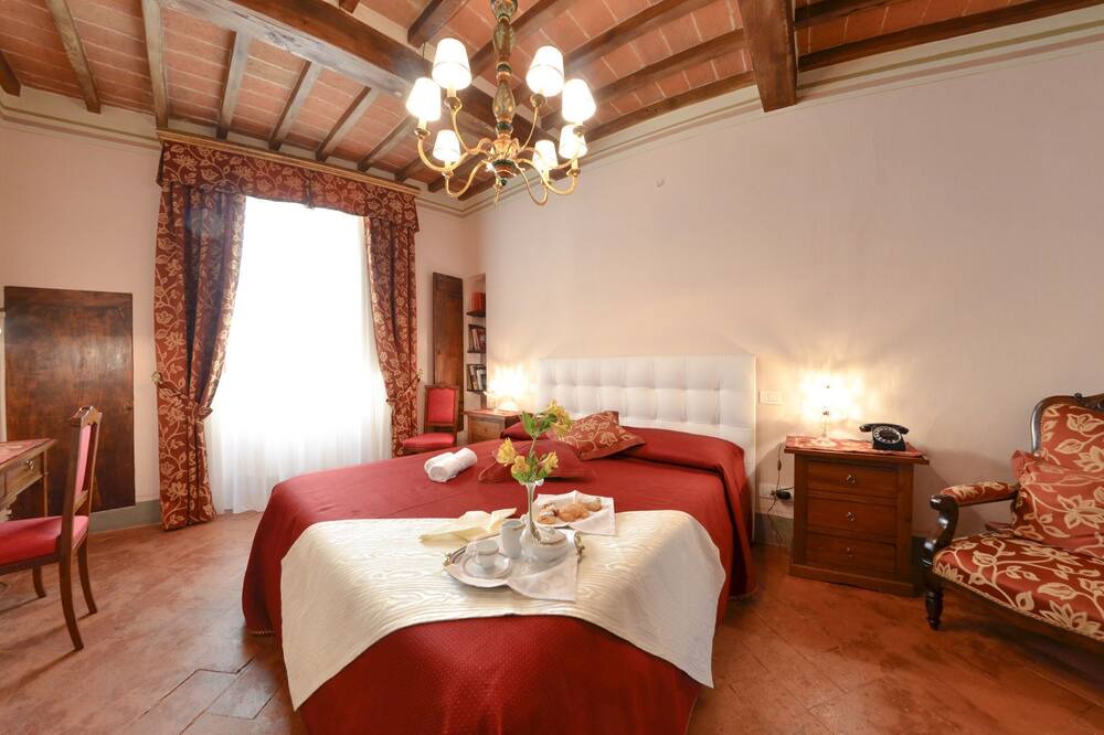 Photo of Bedroom in Cortona Old Town