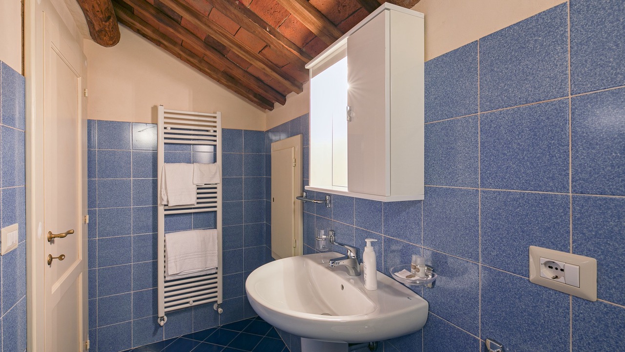 Photo of Bathroom in Cortona Old Town