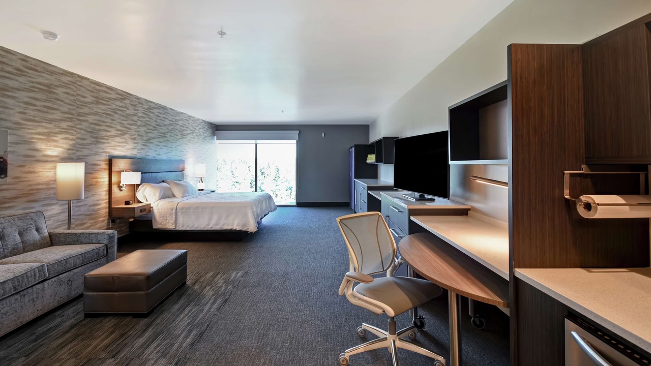 Photo of Bedroom in Montebello