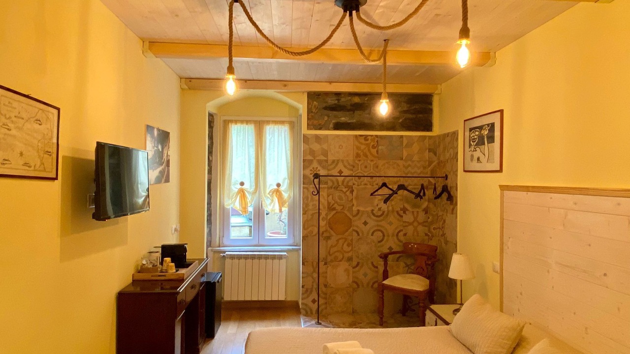 Photo of Bedroom in Manarola