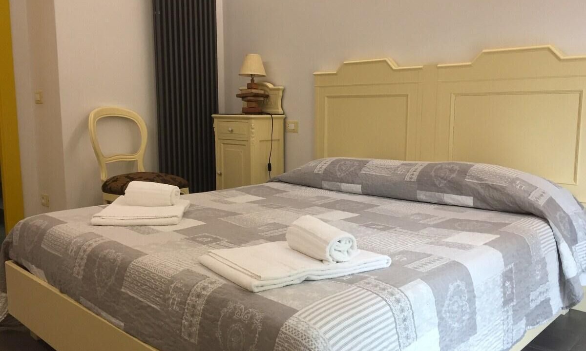 Photo of Bedroom in Manarola