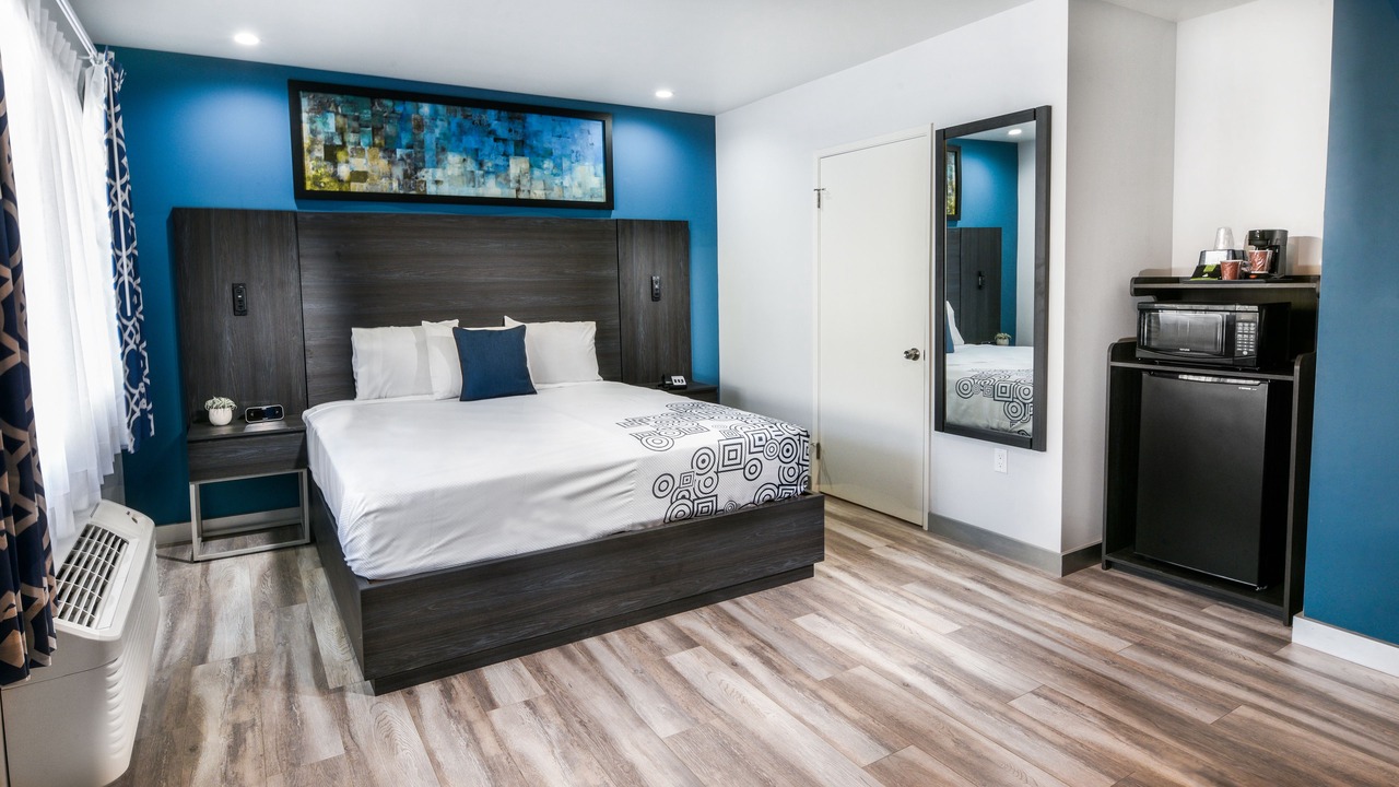 Photo of Bedroom in Northwest Anaheim