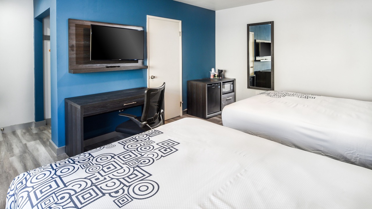 Photo of Bedroom in Northwest Anaheim