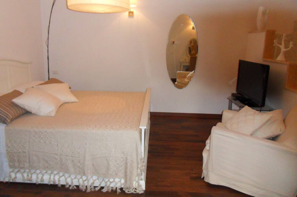Photo of Bedroom in Lake Bracciano