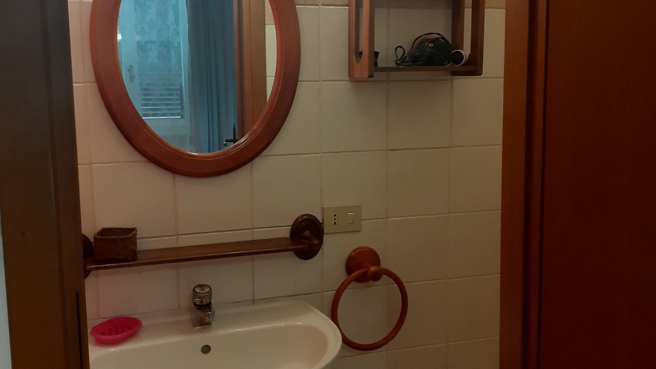 Photo of Bathroom in Sutri
