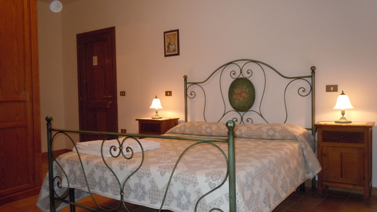 Photo of Bedroom in Montefalco