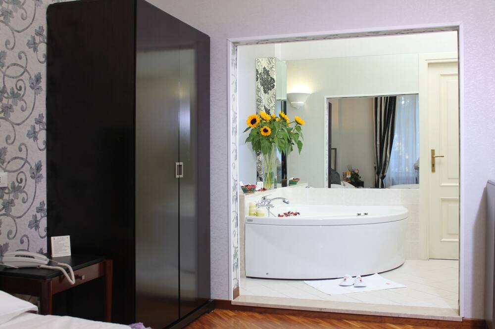 Photo of Bedroom in Ariccia