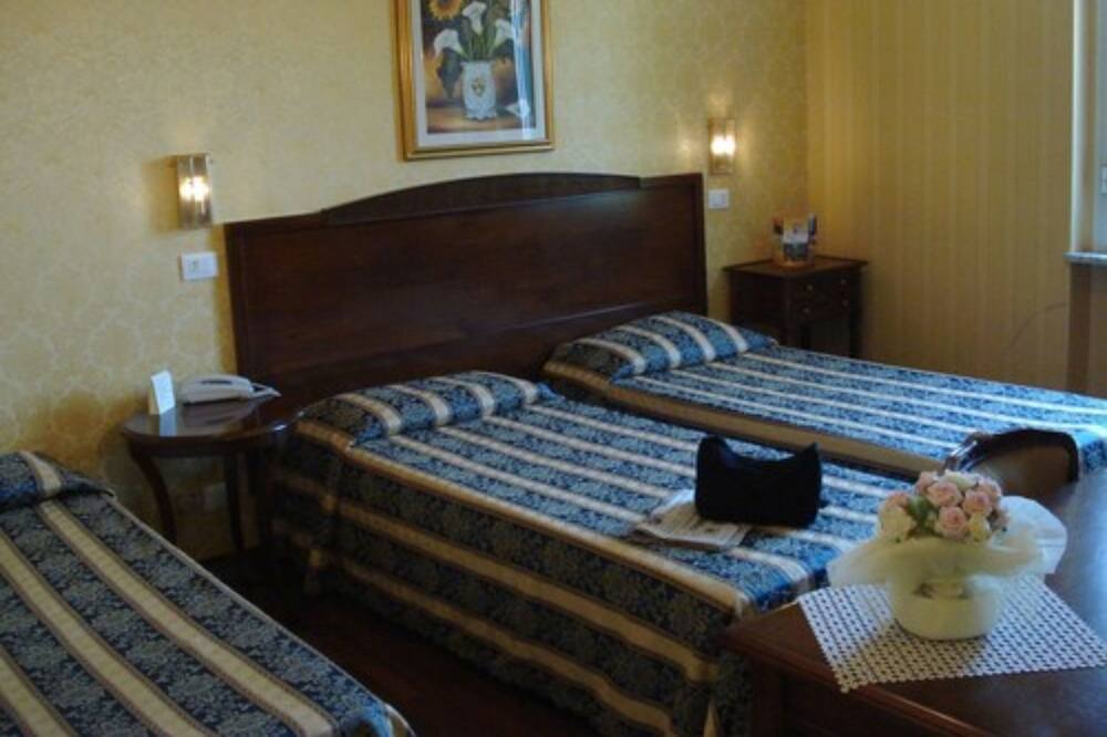 Photo of Bedroom in Ariccia