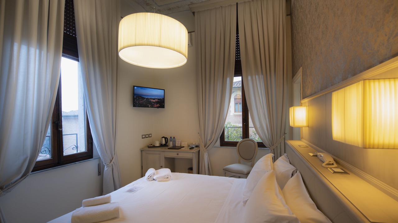 Photo of Bedroom in Siena