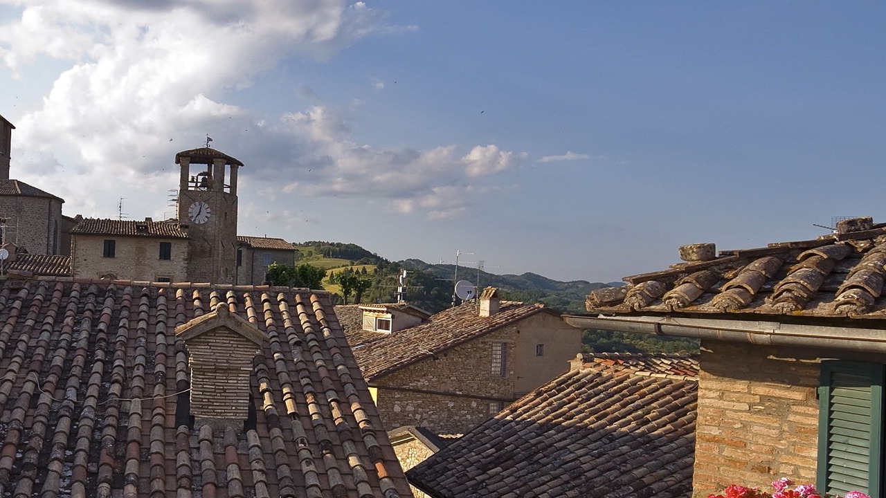 Photo of Others in Montone