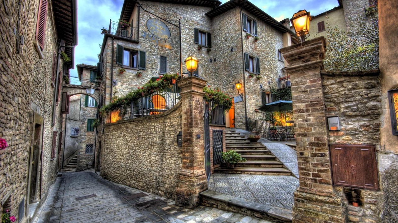 Photo of Outdoor in Montone