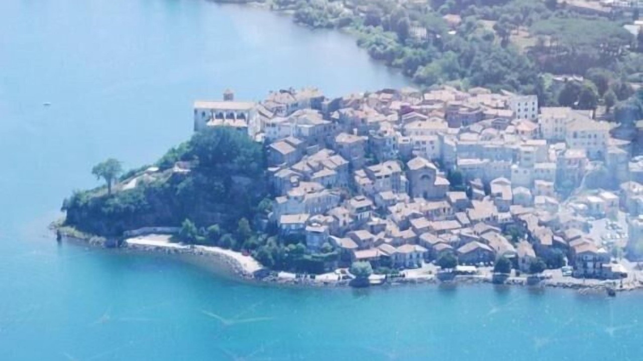 Photo of Outdoor in Lake Bracciano
