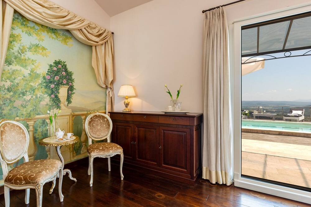 Photo of Bedroom in Suvereto