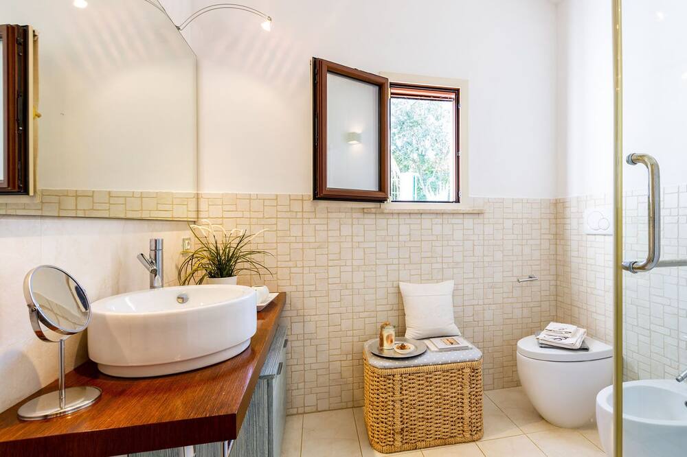 Photo of Bathroom in Suvereto