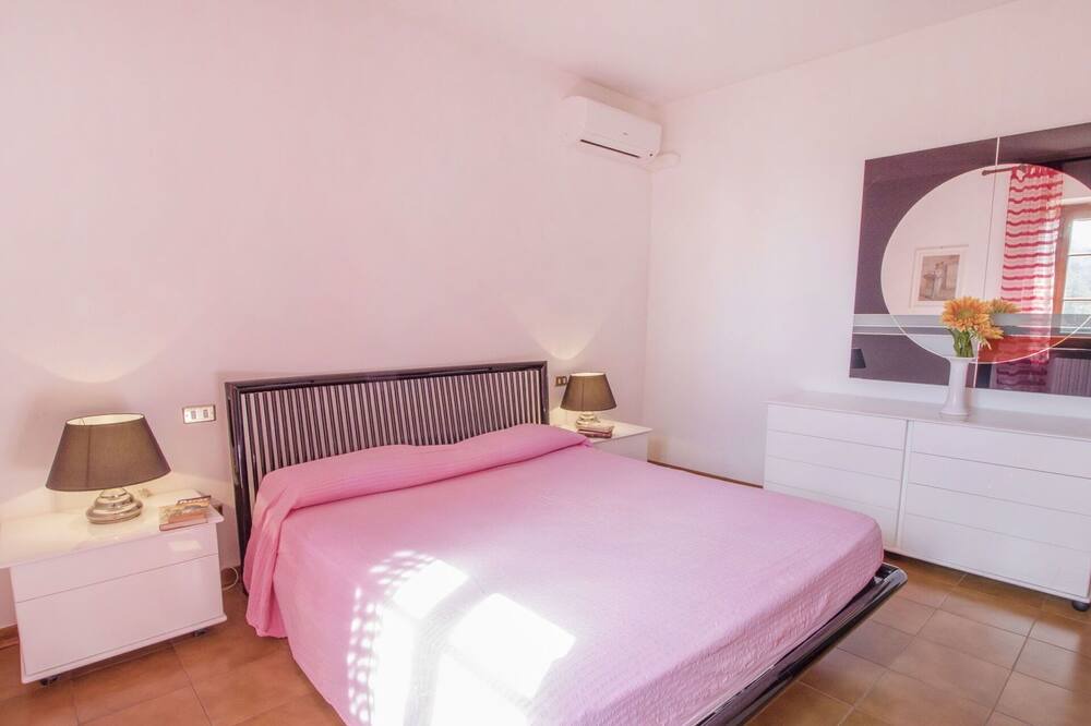 Photo of Bedroom in Cortona