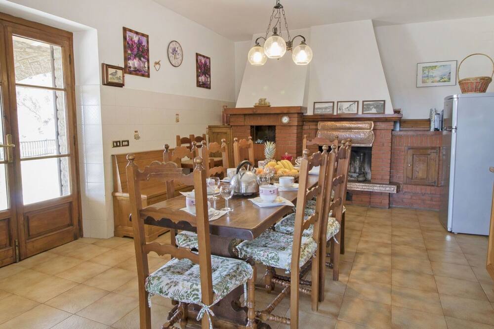 Photo of Bedroom in Cortona