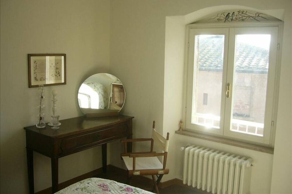 Photo of Bedroom in Bolgheri
