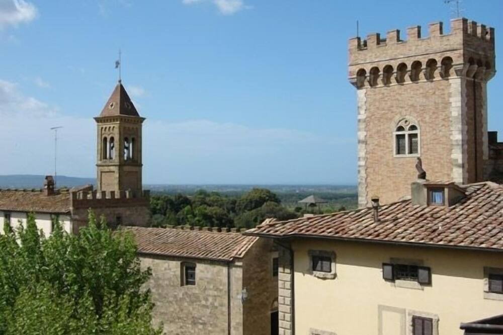 Photo of Others in Bolgheri