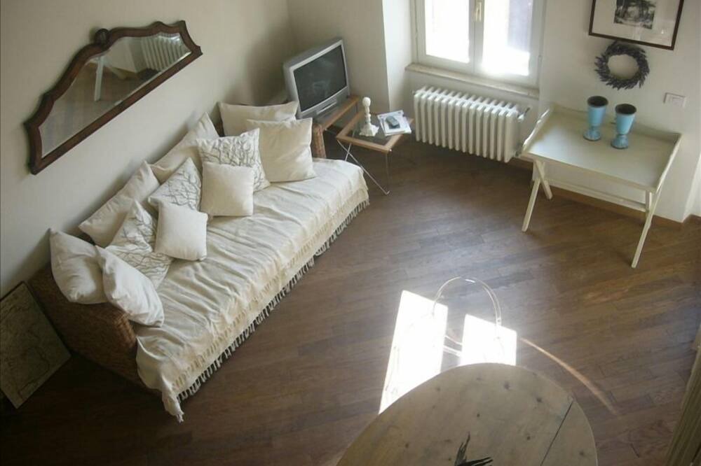 Photo of Livingroom in Bolgheri