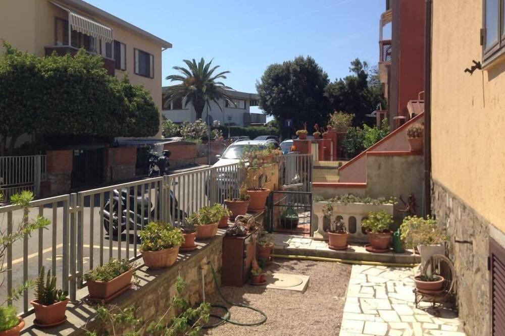 Photo of Patio Balcony in Castiglione della Pescaia