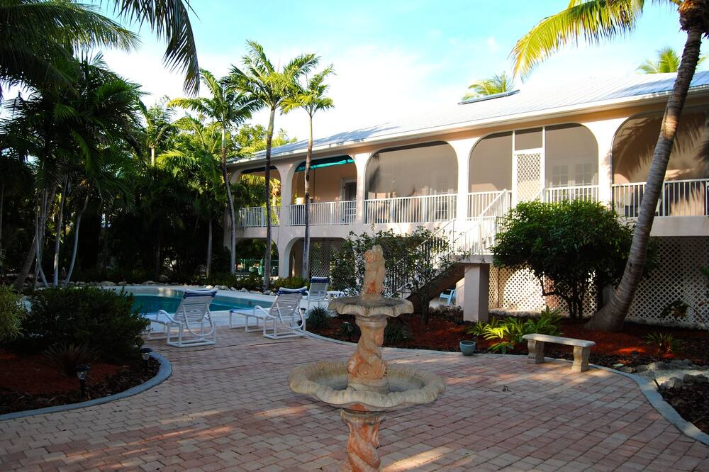 Photo of Outdoor in Sugarloaf Shores