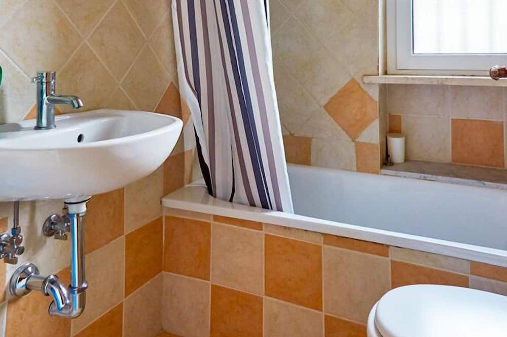 Photo of Bathroom in Castel Madama