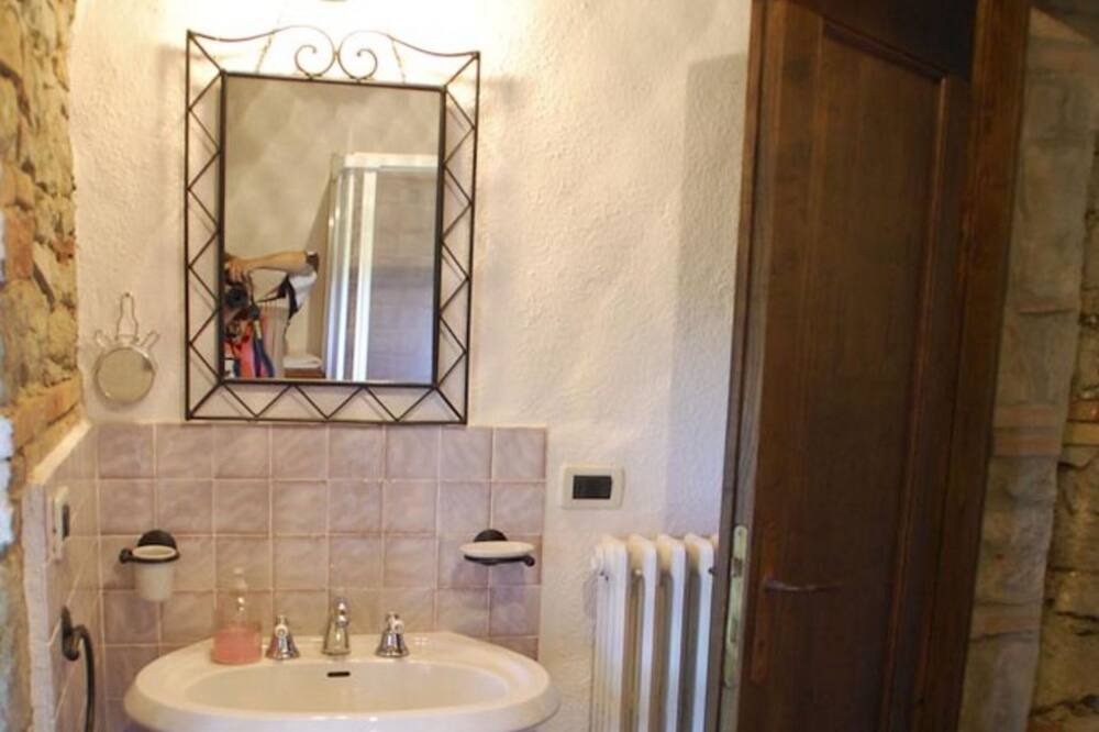 Photo of Bathroom in Il Poggio