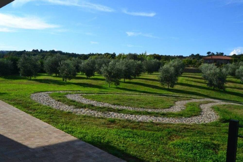Photo of Outdoor in Grotte di Castro