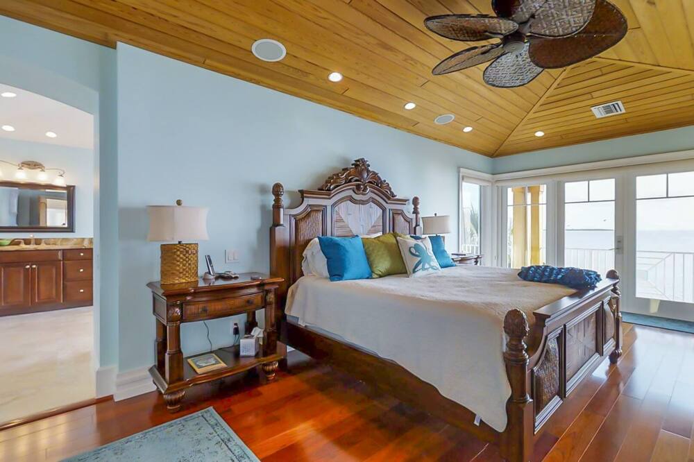 Photo of Bedroom in Cutthroat Harbor Estates
