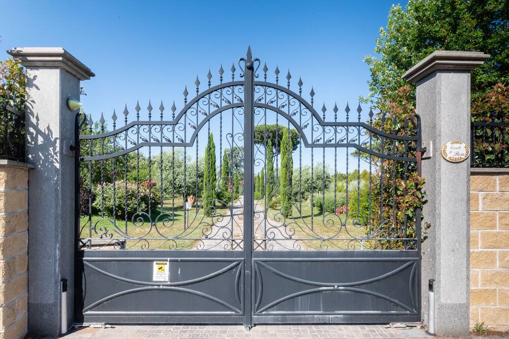 Photo of Others in Frascati